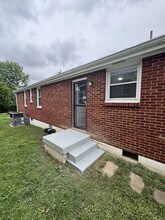 1908b Riverside Dr in Nashville, TN - Building Photo - Building Photo