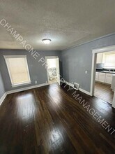 2706 Indiana Ave in Kansas City, MO - Building Photo - Building Photo