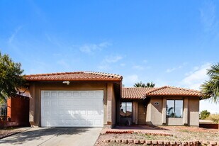 361 Clover Glen Ct in Henderson, NV - Building Photo