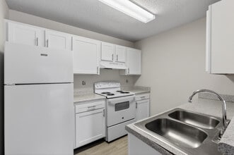 Forest Park in Nashville, TN - Building Photo - Building Photo