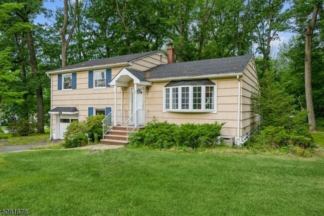 42 Warren St in Hanover, NJ - Building Photo - Building Photo