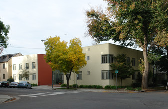 McCafferty Manor in Sacramento, CA - Building Photo - Building Photo