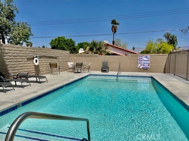 79380 Ave 42, Unit 2 in Bermuda Dunes, CA - Foto de edificio