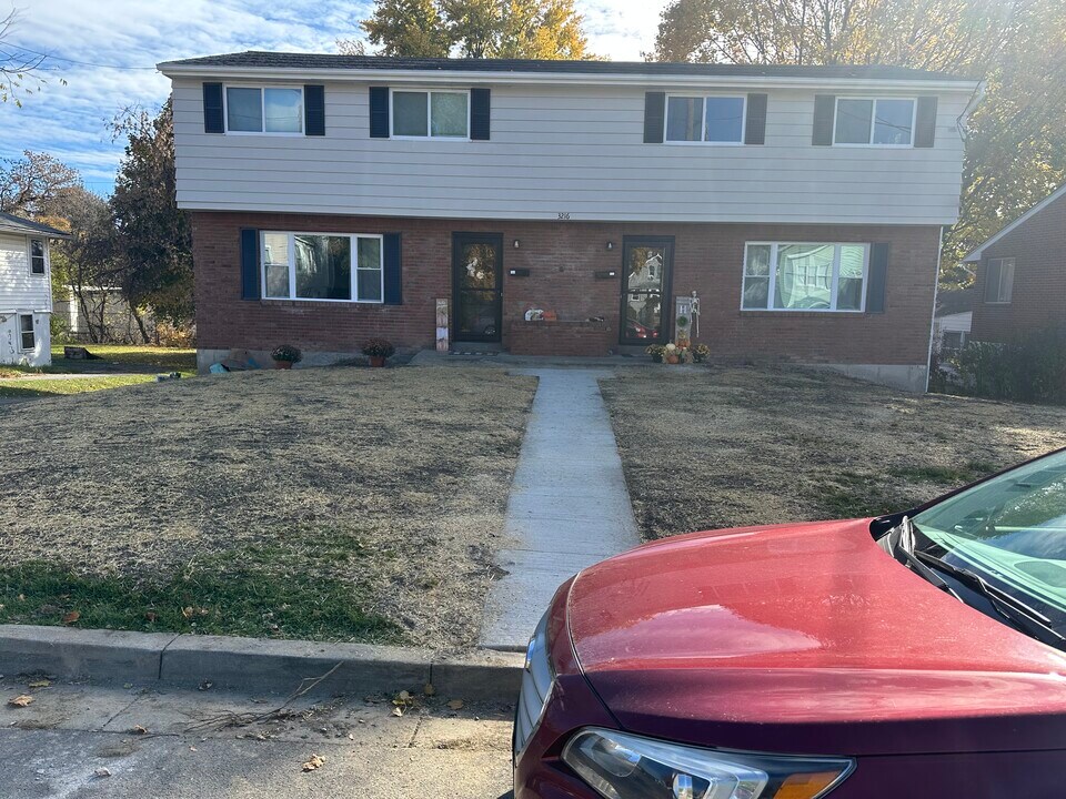 3216 Wayne St in Endicott, NY - Building Photo