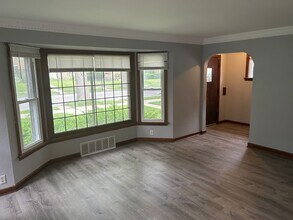 3724 N 55th St, Unit Lower in Milwaukee, WI - Building Photo - Building Photo