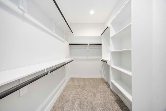 property at 1411 Bigelow St
