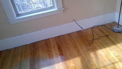 7 Ames St, Unit 2 in Worcester, MA - Building Photo - Building Photo