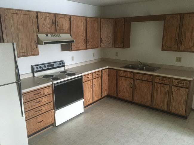 property at 400 N Welco Dr