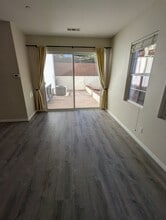 1406 Mosaic Glen in Escondido, CA - Building Photo - Building Photo