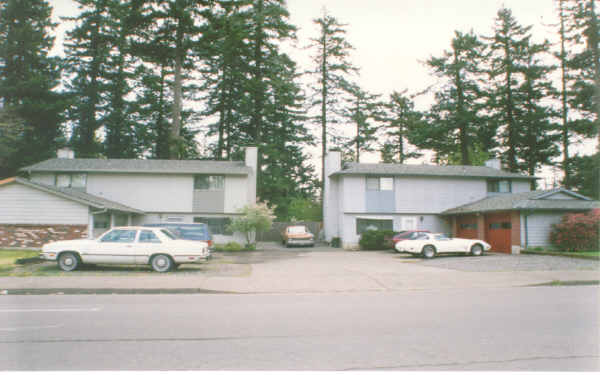 3318-3320 SE 148th Ave in Portland, OR - Building Photo