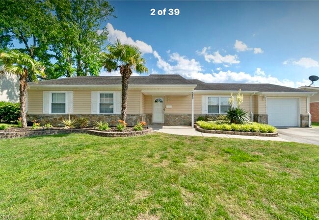 property at 3613 Algonquin Ct