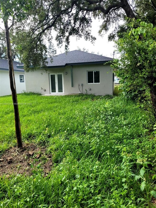 property at 442 NW 94th St