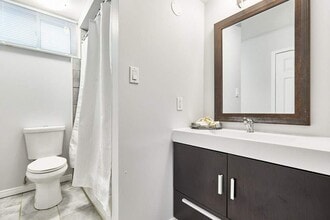 406 Karn St in Kitchener, ON - Building Photo - Building Photo