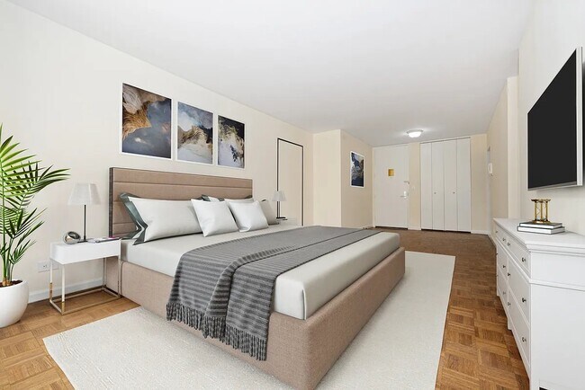 245 E 44th St in New York, NY - Foto de edificio - Building Photo