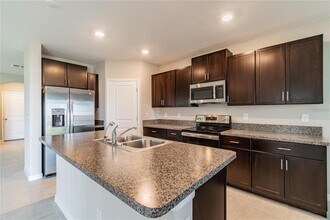 5012 Wild Senna Blvd in Tampa, FL - Building Photo - Building Photo