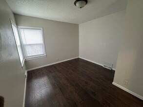 714 Ovid Ave in Des Moines, IA - Building Photo - Building Photo