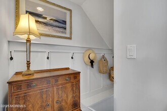 229 1st Ave in Manasquan, NJ - Building Photo - Building Photo