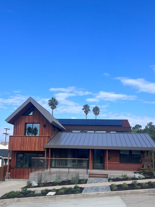 4636 Del Monte Ave in San Diego, CA - Foto de edificio