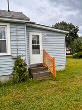 9609 Maplewood St in Angola, NY - Building Photo - Building Photo