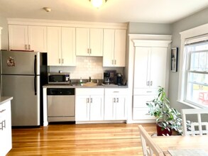 238 Washington St in Westwood, MA - Building Photo - Building Photo