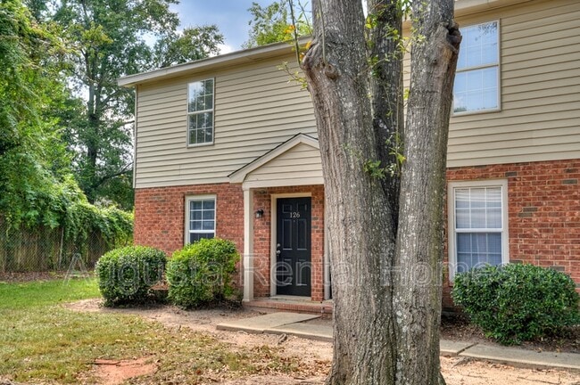 property at 126 Chalet N Blvd