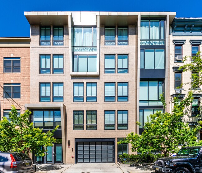 108 Jefferson St in Hoboken, NJ - Foto de edificio - Building Photo