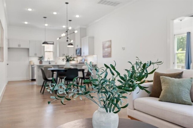 property at 2195 N Woodlark Ln