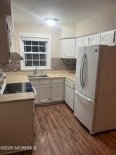 11C Penwood Dr in Manchester Township, NJ - Foto de edificio - Building Photo