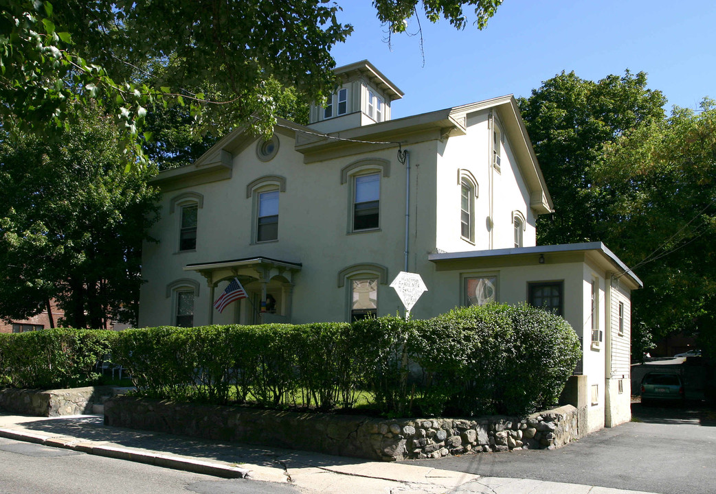 43 Waverly Pl in Melrose, MA - Foto de edificio