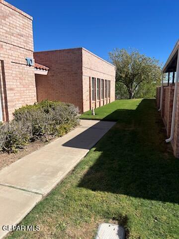 7465 Stoney Hill Dr in El Paso, TX - Foto de edificio - Building Photo