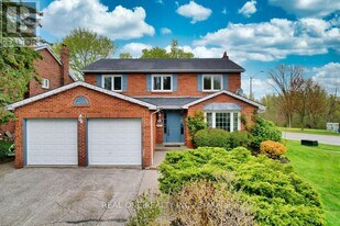 38 McKay Crescent in Markham, ON - Building Photo