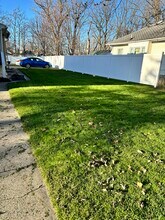 423 Pearl St, Unit #1 in Lansing, MI - Foto de edificio - Building Photo