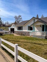 615 Shasta Ave in Yreka, CA - Building Photo