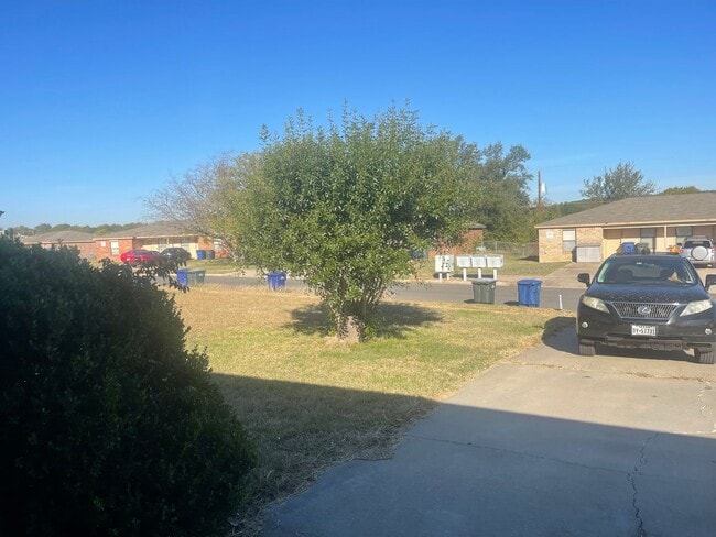 1210-1212 Walt Morgan Cir in Copperas Cove, TX - Building Photo - Building Photo