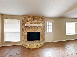 6515 Ridge Cir Dr in San Antonio, TX - Building Photo - Building Photo