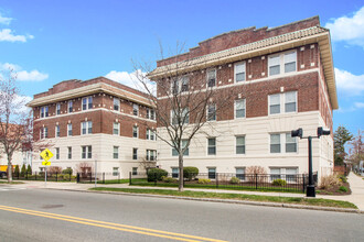 119 W Wyoming Ave in Melrose, MA - Building Photo - Building Photo