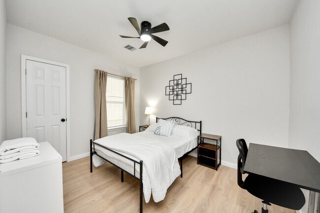 property at 2811 Winbern St