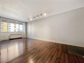 600 E 8th St in Kansas City, MO - Building Photo - Building Photo