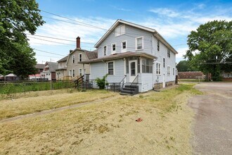 2229-2231-2231 E 5th Ave in Columbus, OH - Building Photo - Building Photo