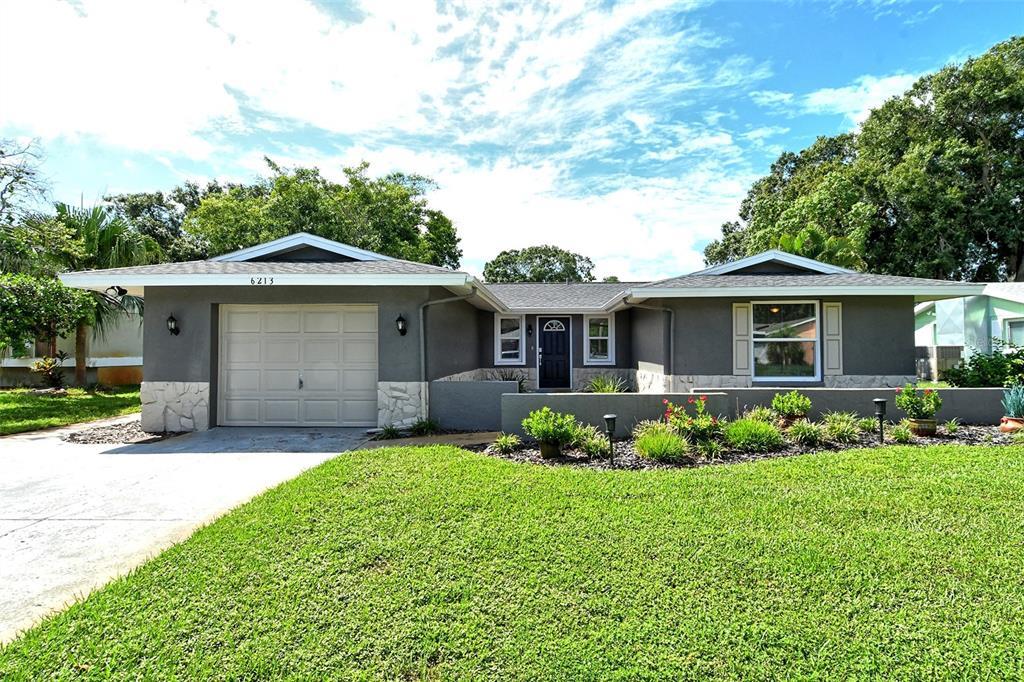 6213 34th Ave W in Bradenton, FL - Building Photo