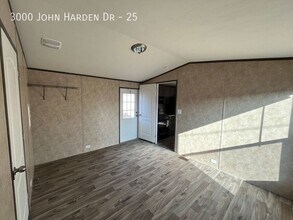 3000 John Harden Dr in Jacksonville, AR - Building Photo - Building Photo