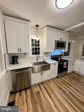 927 Hamilton St in Carlisle, PA - Building Photo - Building Photo