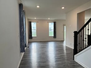 1231 Hawk Hollow Dr in Yorkville, IL - Building Photo - Building Photo