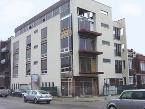 2001 W Race Ave in Chicago, IL - Building Photo - Building Photo