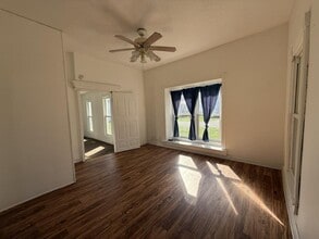 211 W Main St in Cecilia, KY - Building Photo - Building Photo