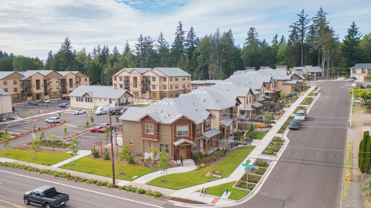 The Ridge at Bella Vista in Gresham, OR - Foto de edificio