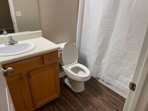 2862 Waterbrook Way, Unit 2864 in Tallahassee, FL - Building Photo - Building Photo