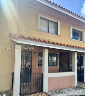 property at 2740 W 63rd St