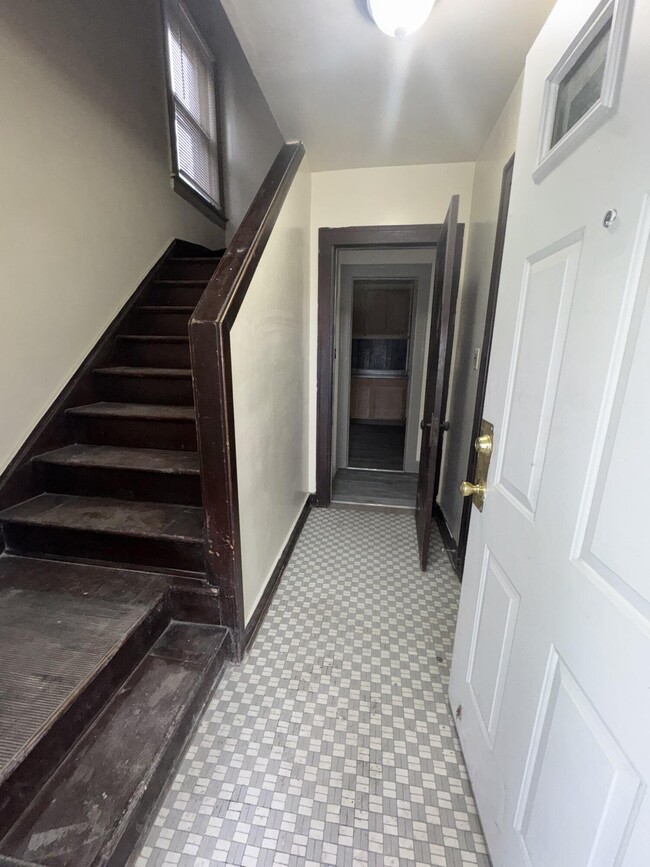 18540 Russell in Highland Park, MI - Building Photo - Building Photo