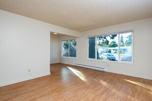 9230 North Saint Louis Avenue, Unit 9230 in Portland, OR - Building Photo